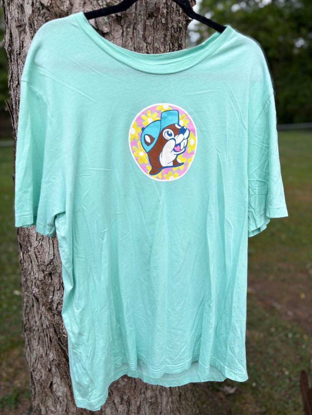 Women’s Buc-Ees T-Shirt